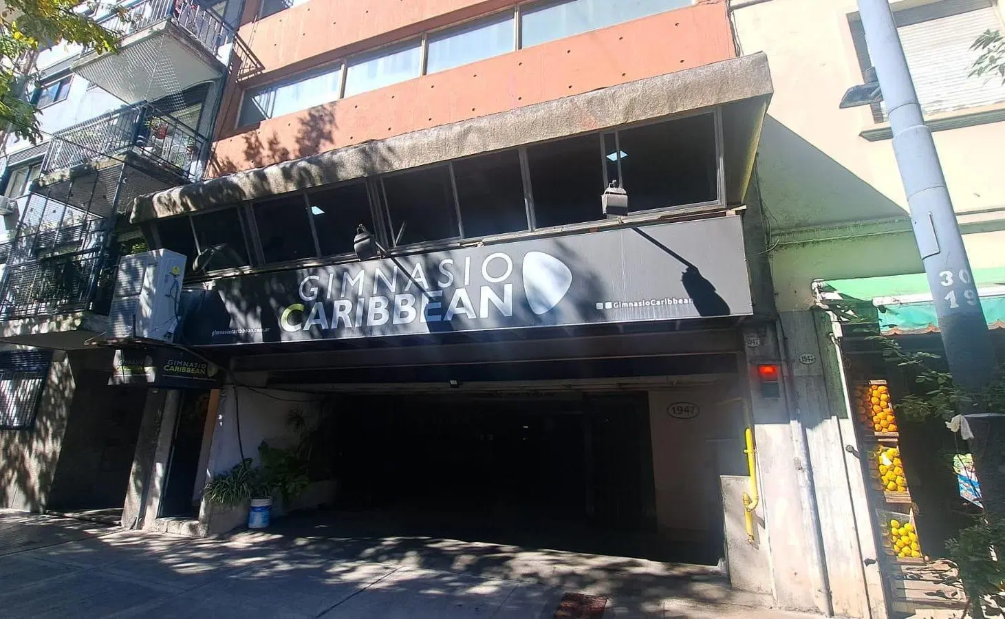 Cochera zona Alto Palermo 2