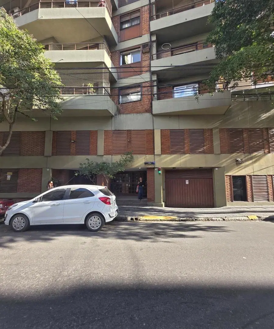 Muy buen Semi Piso en Barrio Norte 4