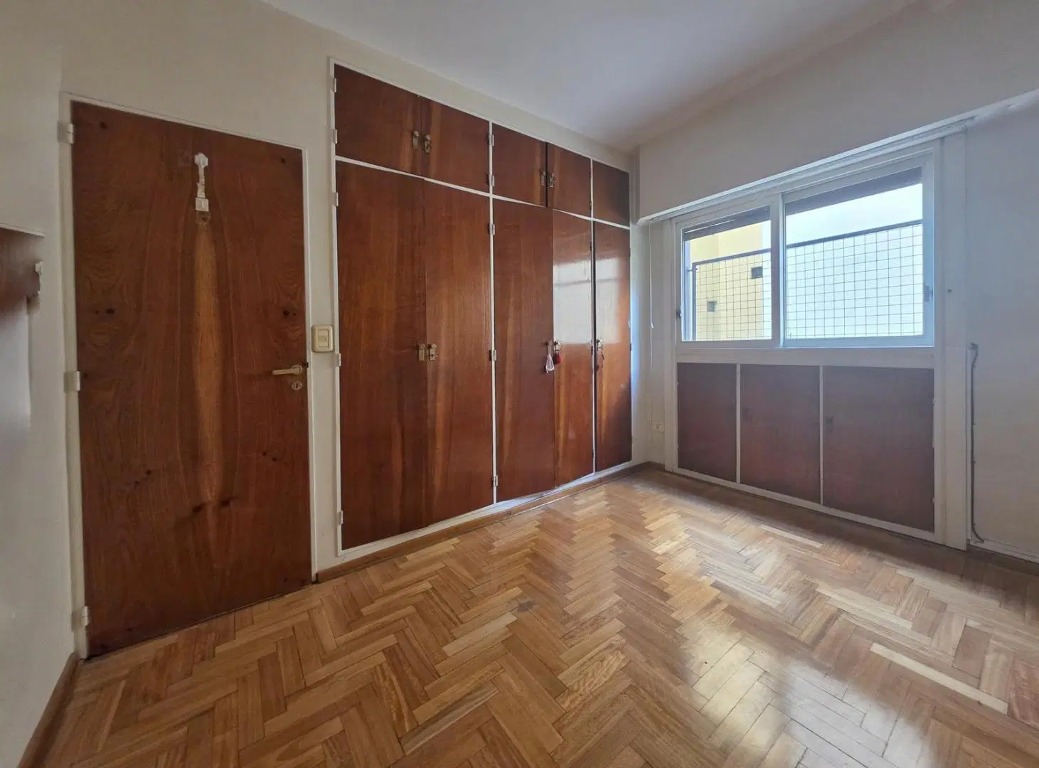 Muy buen Semi Piso en Barrio Norte 5
