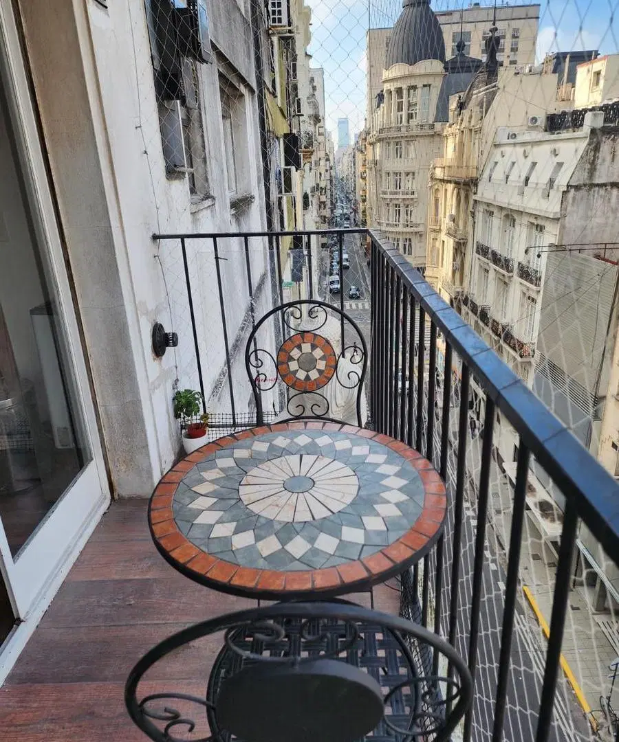 Departamento 2 amb con balcon en San Nicolás 4