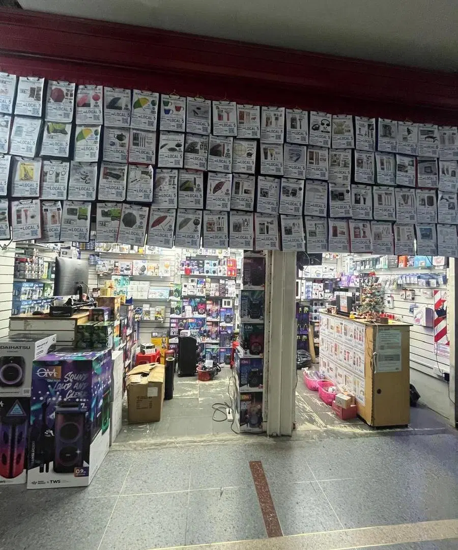 Excelentes locales en galeria ONCE , Venta o alquiler 1
