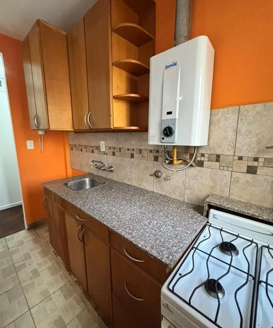 Departamento de 3 Ambientes en San Telmo – ¡Ubicación Estratégica y Conectividad Total! 3