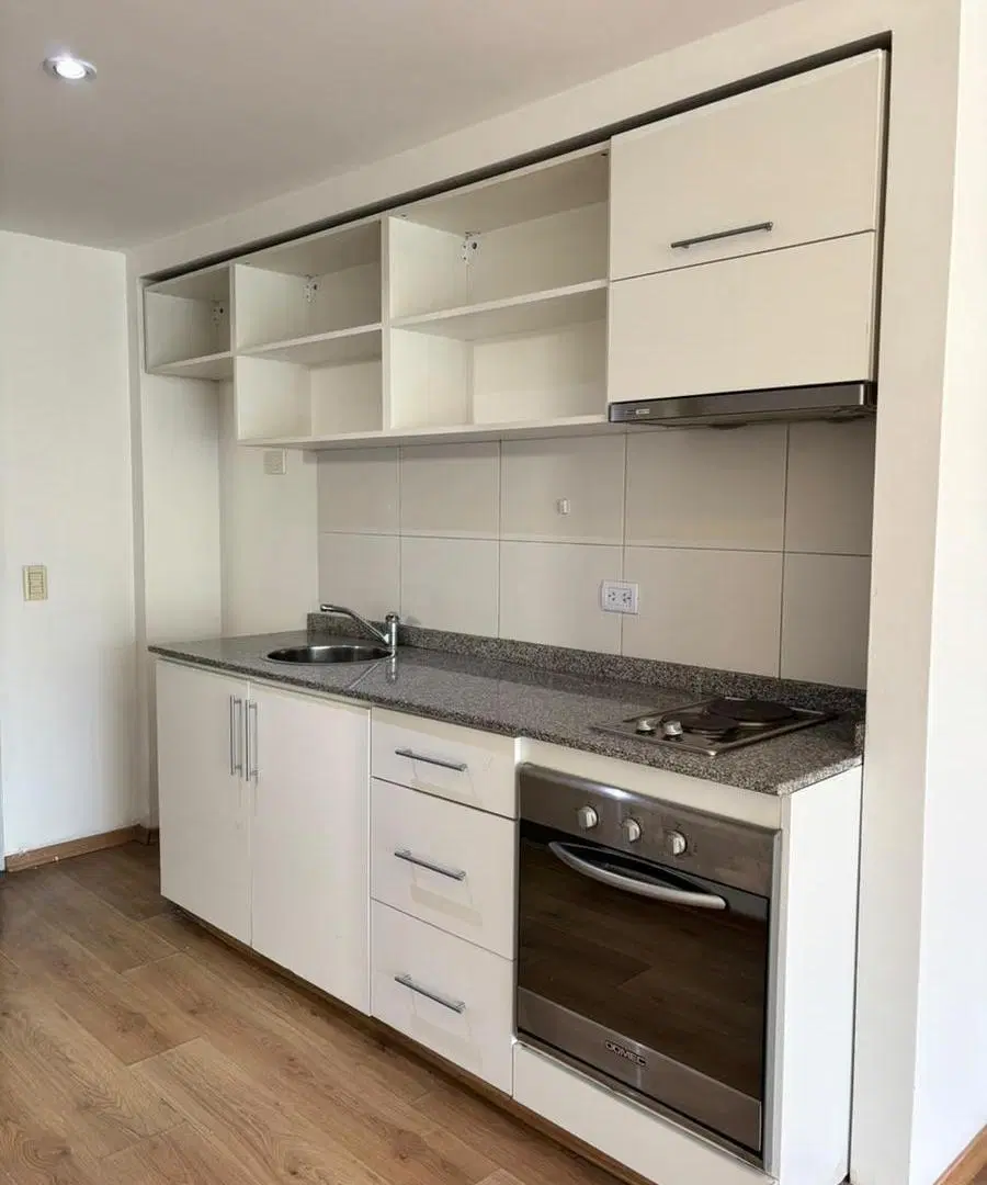 Hermoso Monoambiente con Cochera 8