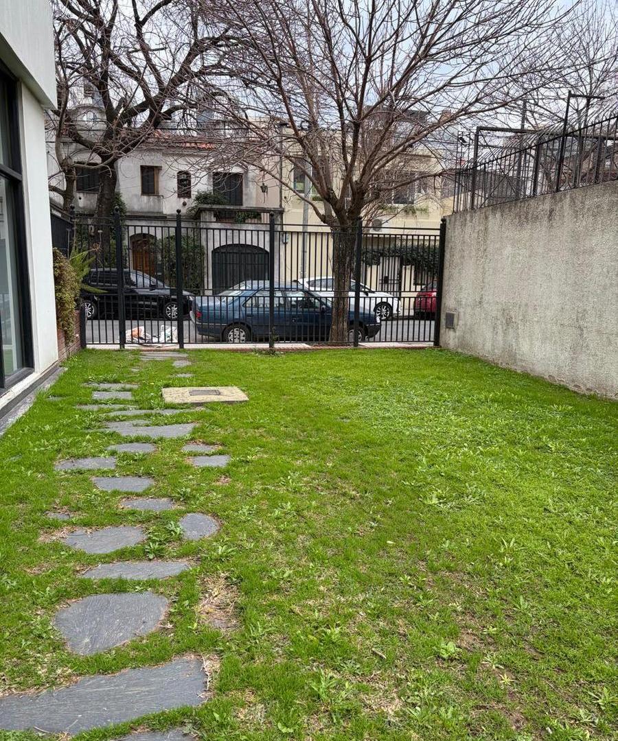 Foto de Excelente 3 ambientes c cochera fija y baulera, imagen 2