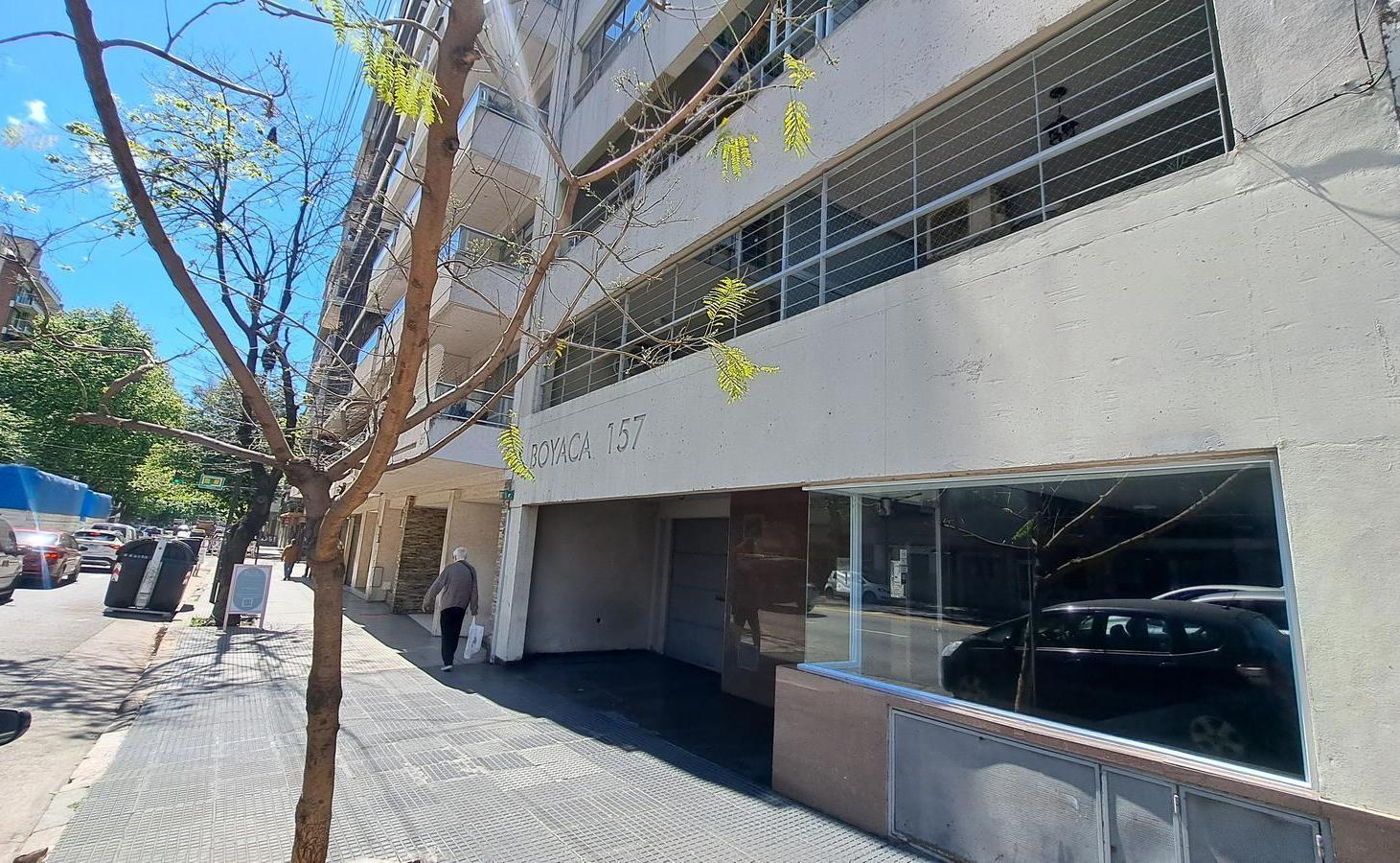 Foto de Monoambiente moderno, amplio y luminoso con doble circulacion y balcon, imagen 4