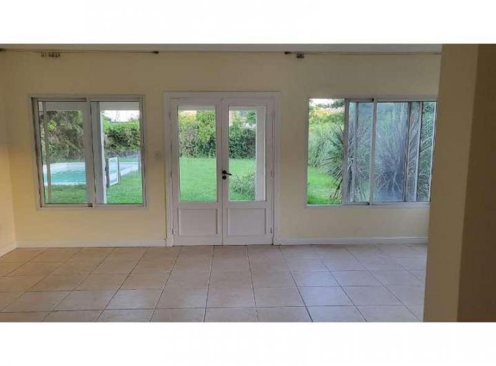 Bancalari - Casa Alquiler USD 1.800 3