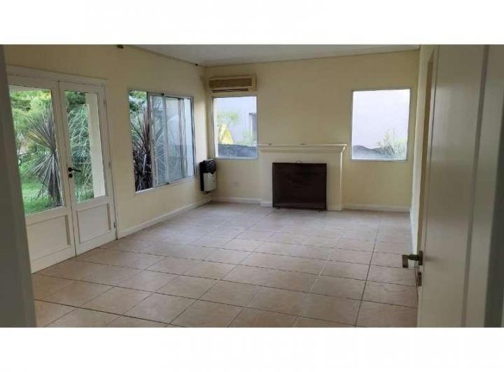 Bancalari - Casa Alquiler USD 1.800 2
