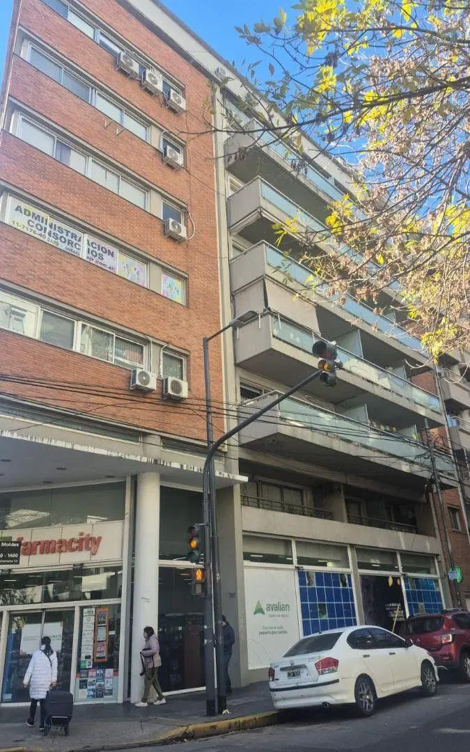 Depto. 2 amb Vivienda y/o Comercial. Fte Balcón 59m2 COLEGIALES 4