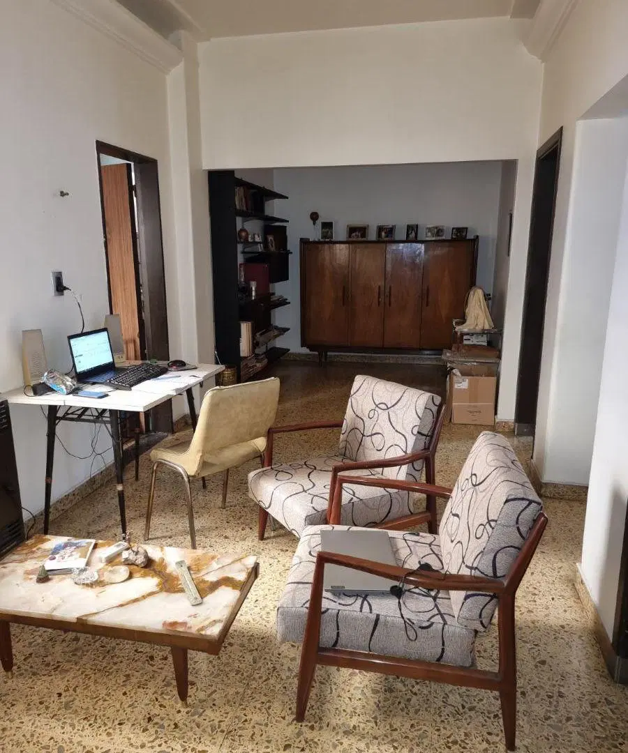 Casa 3 Amb. Galpón. Gge. Patio. Lav. Tza. Coc Com Drio. Exc. A 1 C de Avda M.T. de Alvear 2