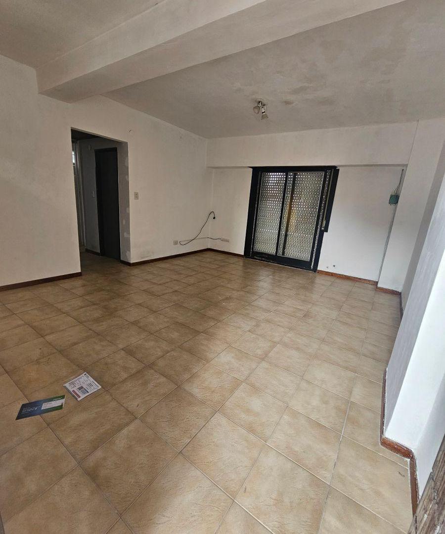 Foto de PH 4 Amb. con Balcón, Patio y Terraza. Muy Amplio - Exc Ubicación, imagen 3