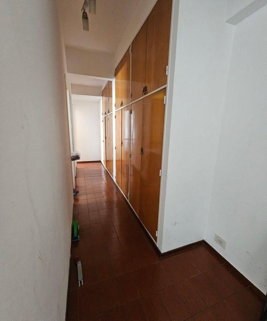 Foto de Depto 3 Amb Cfte. S/lumin. Lav. Exc Ubic S/boulevard Chivilcoy a 20, imagen 3