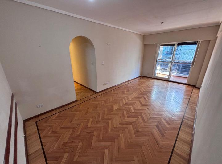 3 AMB FTE C/BALCON EN S 2