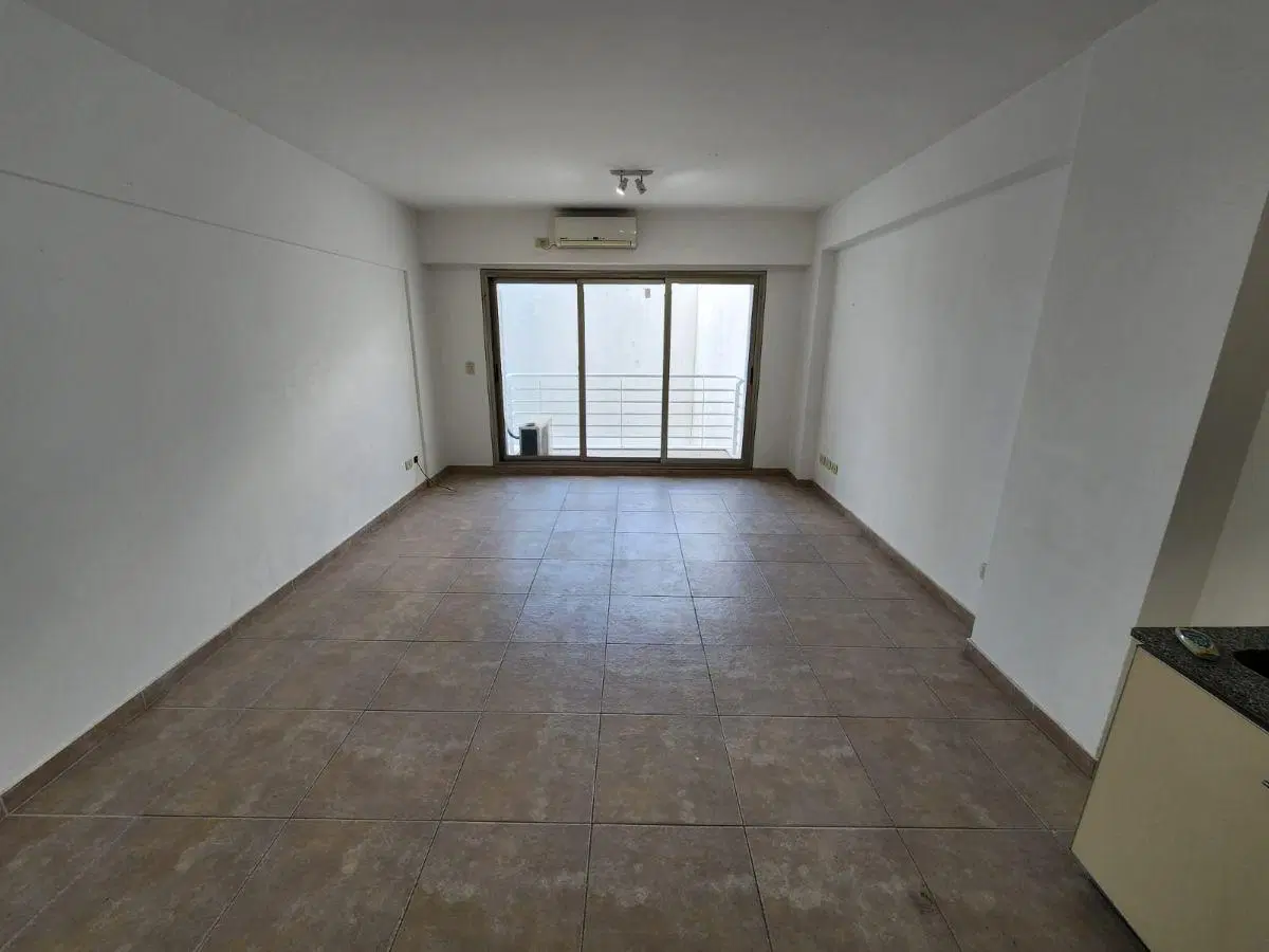 MONOAMBIENTE AL CTFTE C/BALCON 5