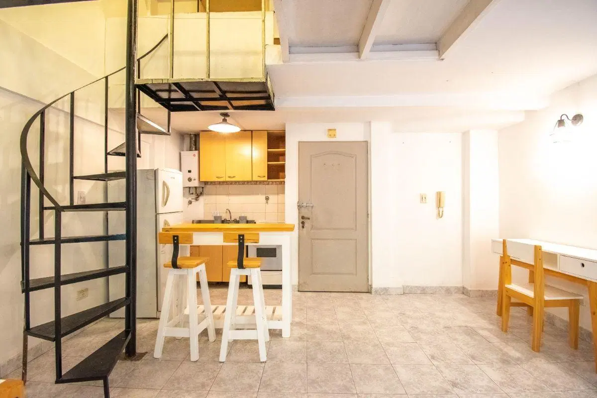 DUPLEX 2 AMB AMOBLADO 2