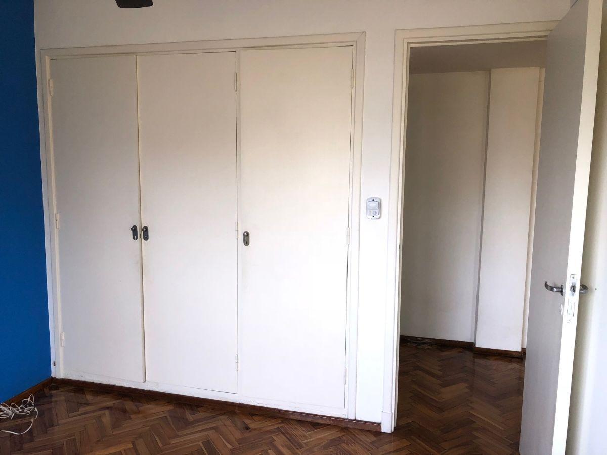 Foto de 3 AMB AL FTE C/BALCON 2 PISO POR ESCALERA, imagen 3