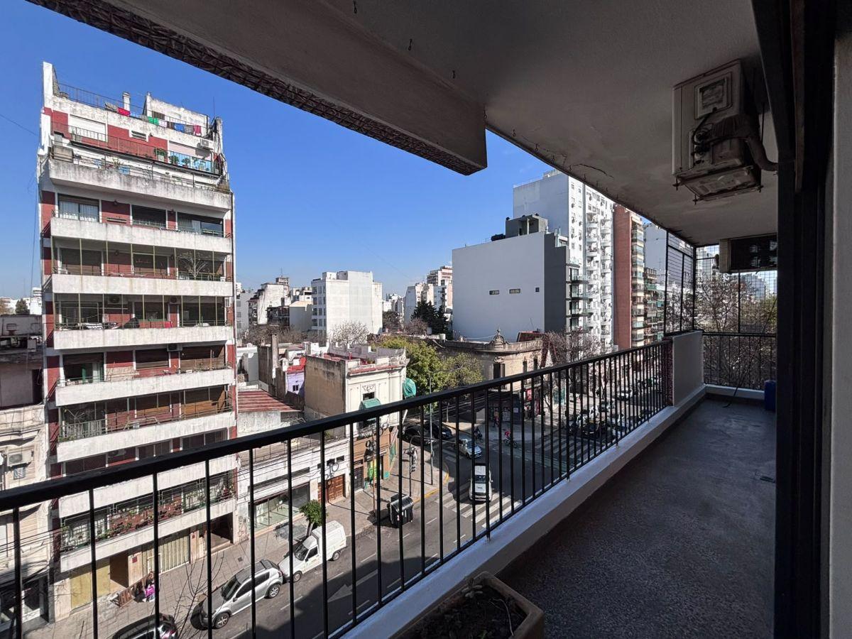 Foto de 4 AMB FTE C/BALCON - MUY LUMINOSO, imagen 1