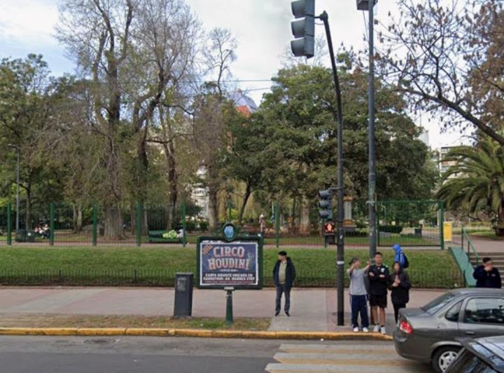 HOTEL FAMILIAR PARQUE RIVADAVIA 2