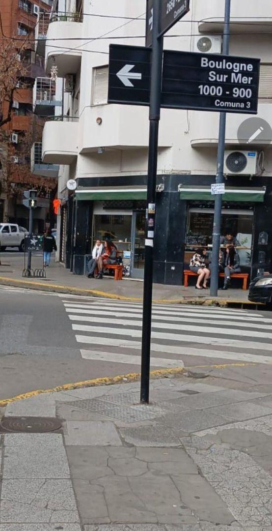 Foto de Boulogne sur mer 1000 Local en esquina cordoba Ideal café metros del hospital FinocchiettoLocal de, imagen 4