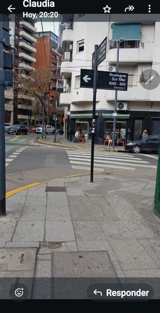 Boulogne sur mer 1000 Local en esquina cordoba Ideal café metros del hospital FinocchiettoLocal de 2
