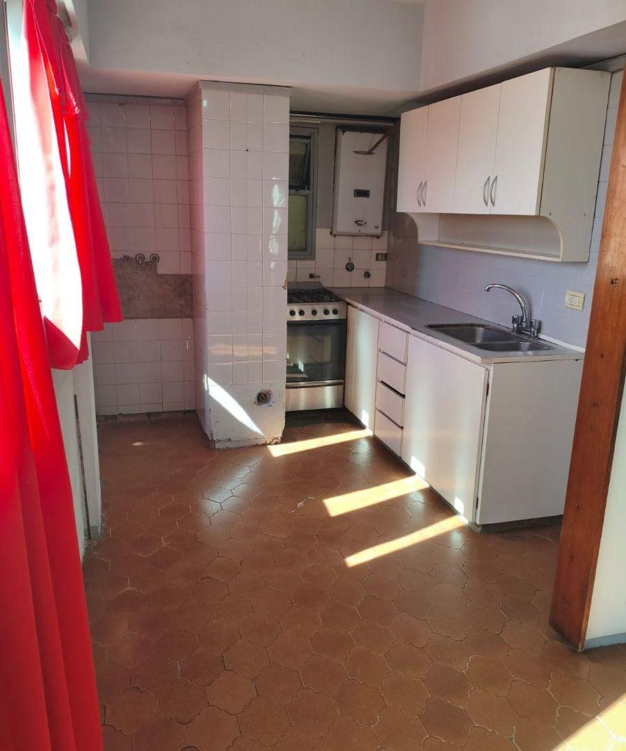 Foto de Hermoso depto todo sol balcón corrido al frente! 4 ambientes, 2 baños!, imagen 1