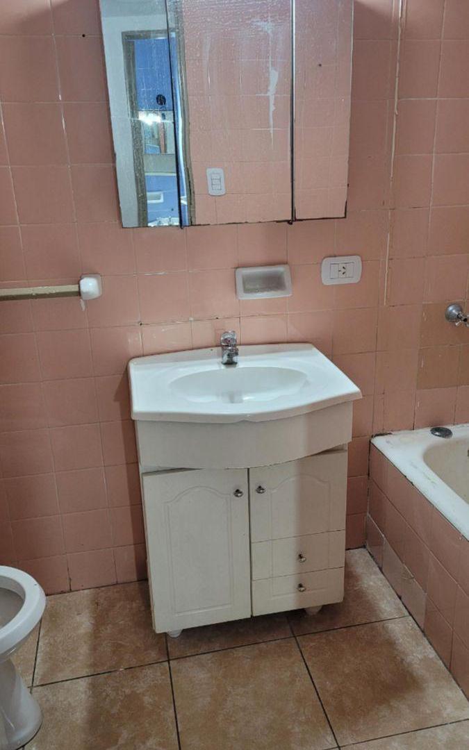 Foto de Hermoso departamento 4 ambientes con dependencia! Enorme living, imagen 5