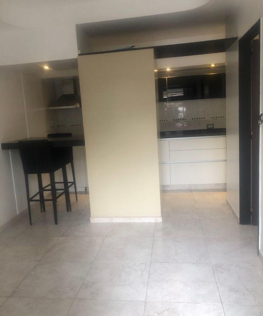 Foto de PH de 46 m² con 1 dormitorio en alquiler en Olivos, imagen 1
