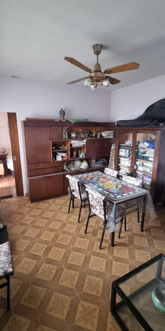 Casa sobre lote propio - Sarandi -