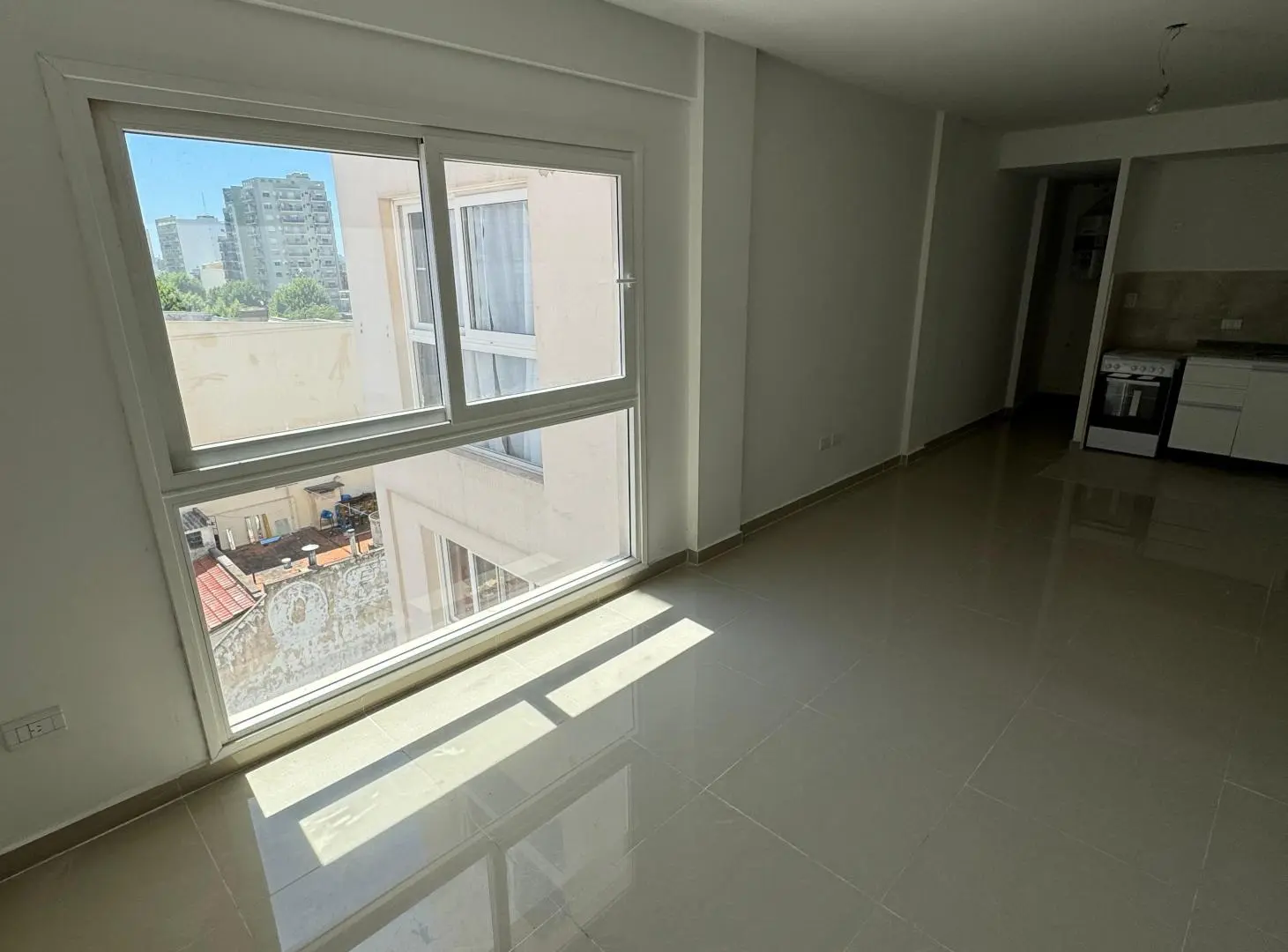 Monoambiente a estrenar. Wilde. Super luminoso. 32m2 4