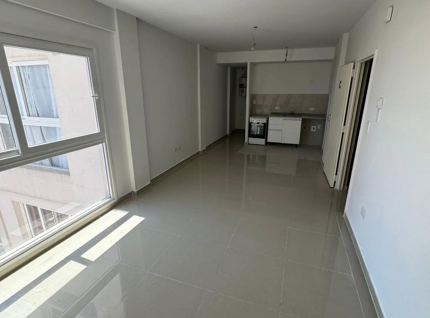 Monoambiente a estrenar. Wilde. Super luminoso. 32m2 5