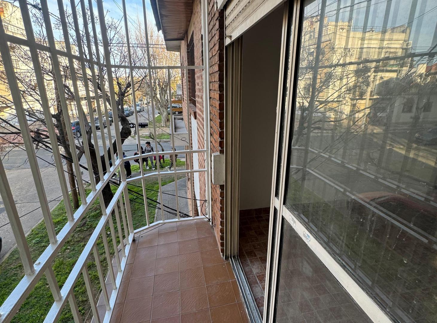 Foto de Departamento 2 ambientes al frente en Sarandí – Brandsen 3672 – U$S, imagen 2
