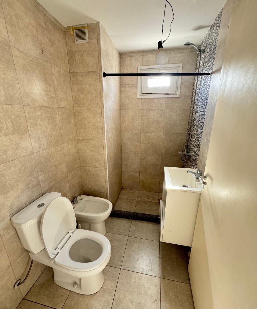 Foto de Alquiler monoambiente 37m2. Wilde. Apto profesional, imagen 4