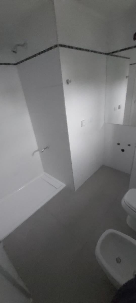 A Estrenar 2 Dorm. en Suite, Toilette, Balcon, Terraza, Coch Optativa 5