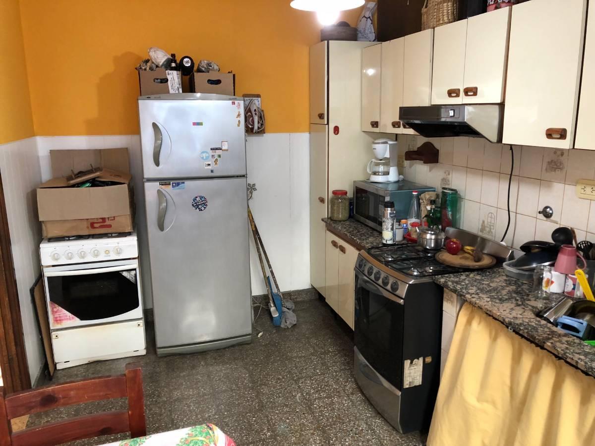 Foto de DEPARTAMENTO 3 AMB EN EXCELENTE ESTADO Y UBICACIÓN, A MTS DE ESTACIÓN, imagen 5