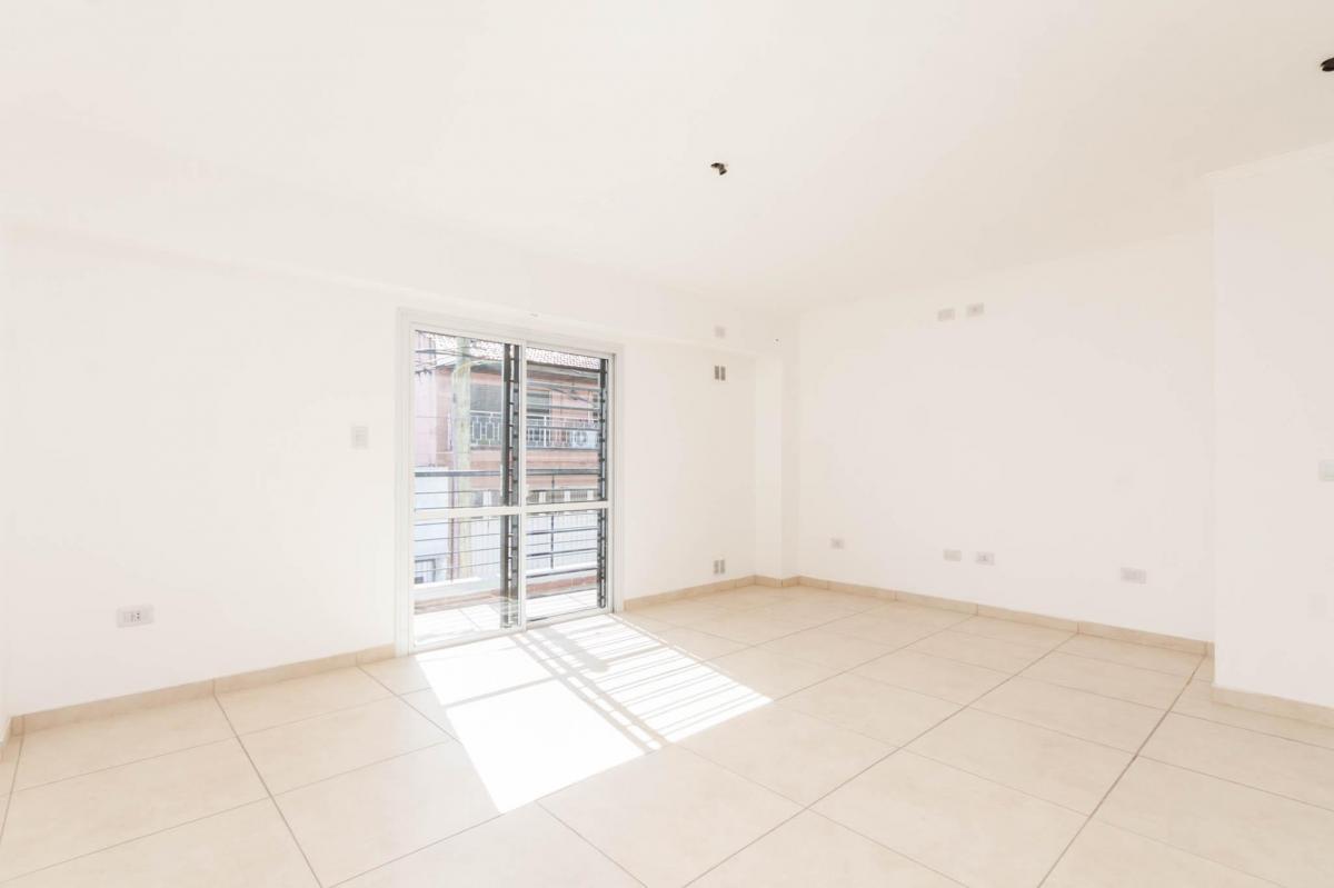 Foto de DEPARTAMENTO 2 AMB A ESTRENAR EN 2DO PISO POR ESCALERA, EN EXCELENTE, imagen 5