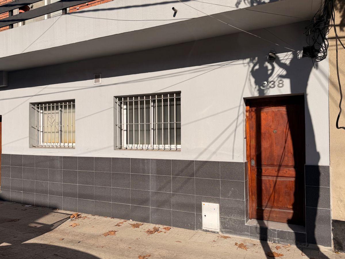 HERMOSO PH 2 AMBIENTES EN 2 PLANTAS, EN EXCELENTE UBICACIÓN, A METROS DE AV. GALICIA
