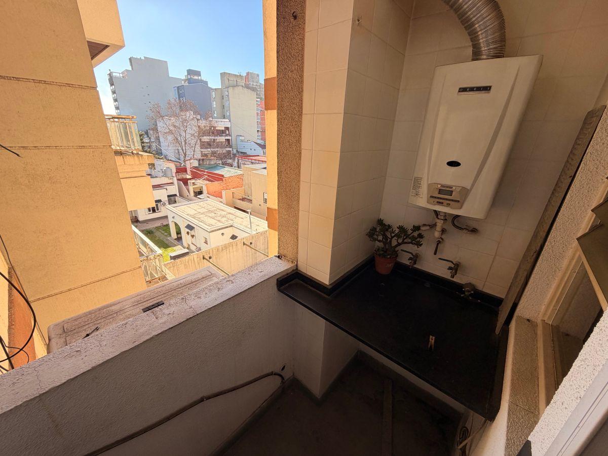 Foto de DEPARTAMENTO 2 AMBIENTES EN IMPECABLE ESTADO Y EXCELENTE UBICACIÓN, imagen 5