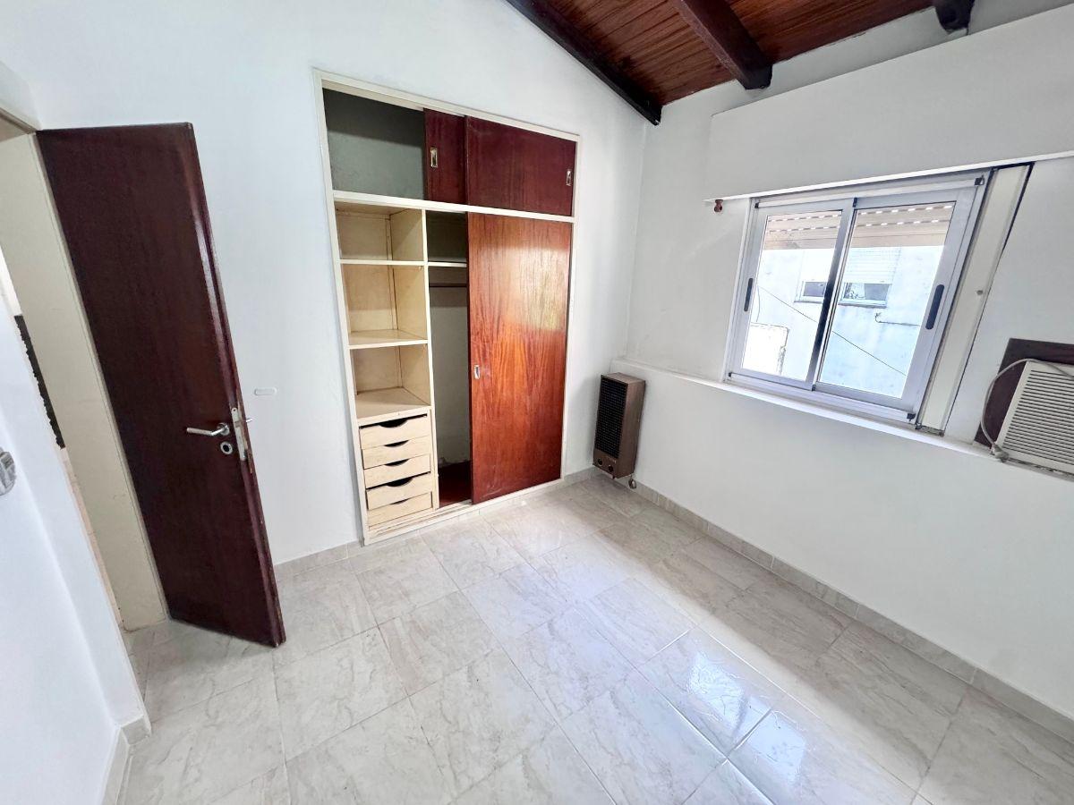 Foto de HERMOSO DEPARTAMENTO 3 AMBIENTES EN PRIMER PISO, EN PLENO CENTRO DE, imagen 1