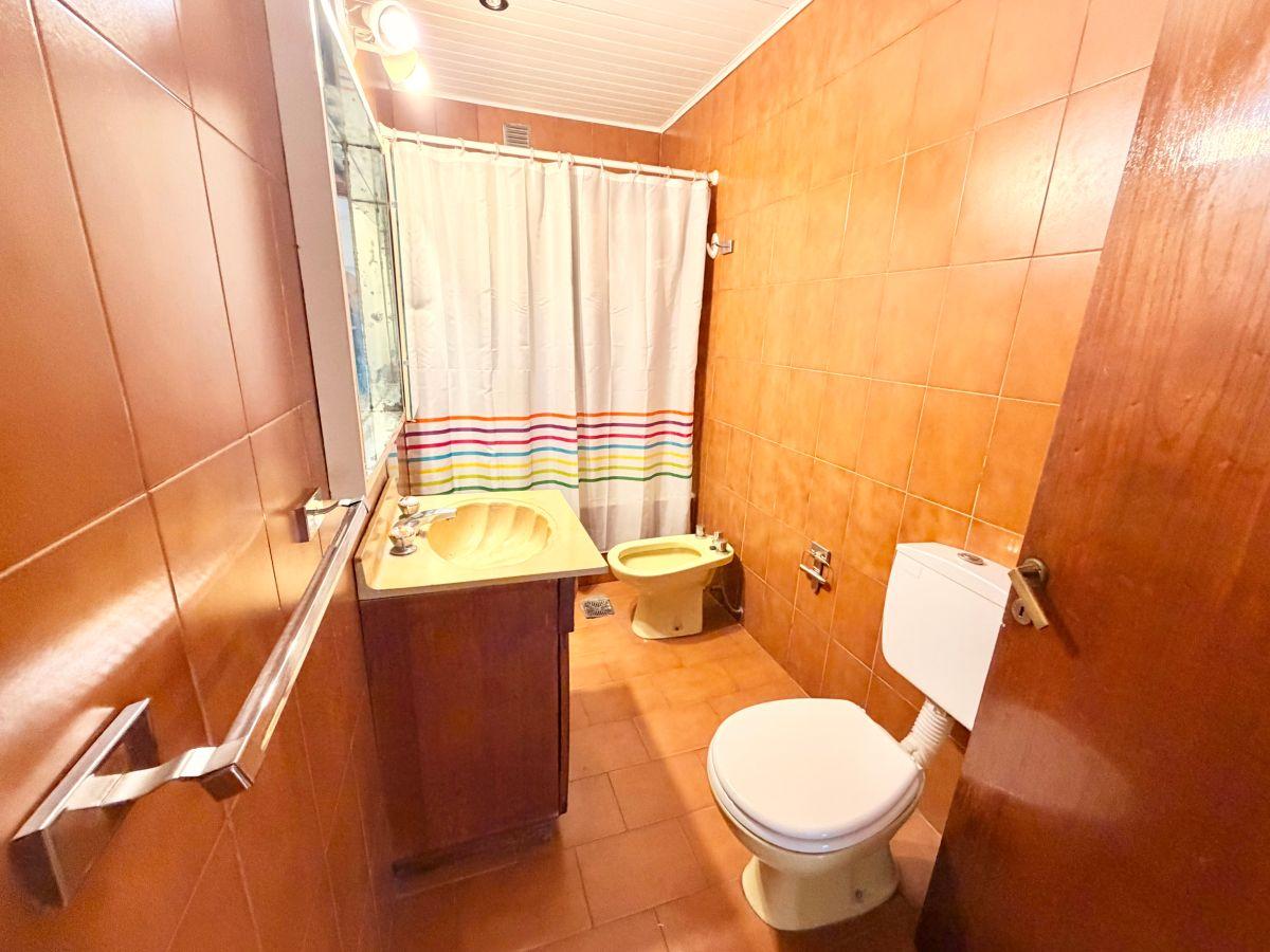 Foto de EXCELENTE PH 3 AMBIENTES CON PATIO, A METROS DE AV. GALICIA, imagen 4