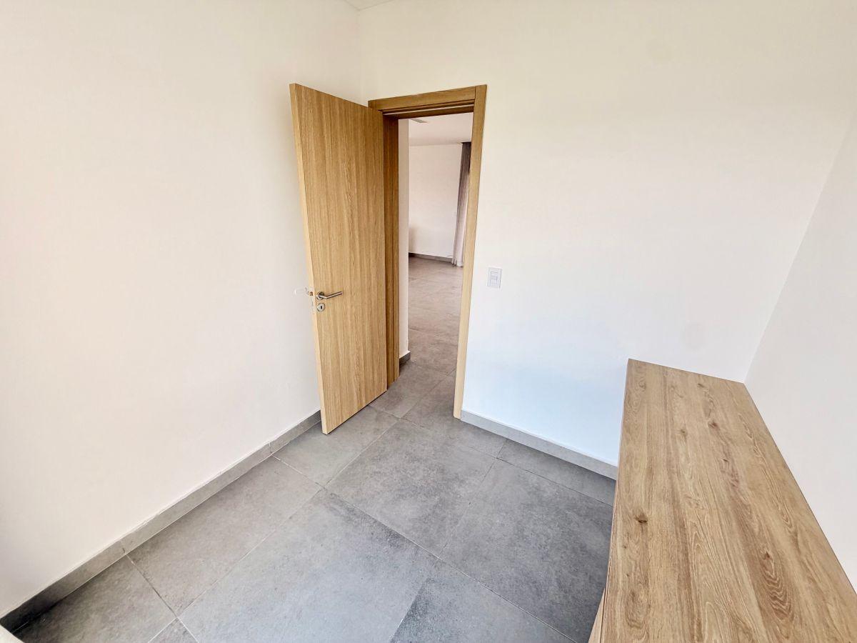 Foto de MAGNIFICA CASA 5 AMBIENTES A ESTRENAR EN VILLALOBOS,PUEBLOS DEL, imagen 3