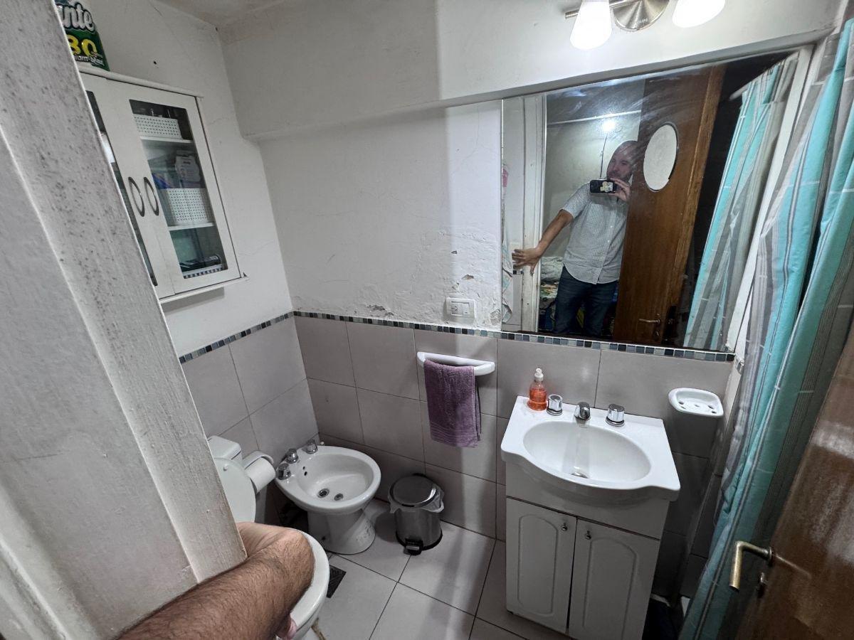 Foto de Imponente Casa Sobre 2 Lotes en "L" de 455 m² Totales, Ubicada Sobre Av, imagen 3
