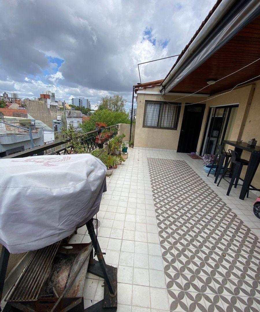 Foto de Hermoso PH 3 Ambientes en Planta Alta con Amplio Balcón/terraza, en, imagen 3