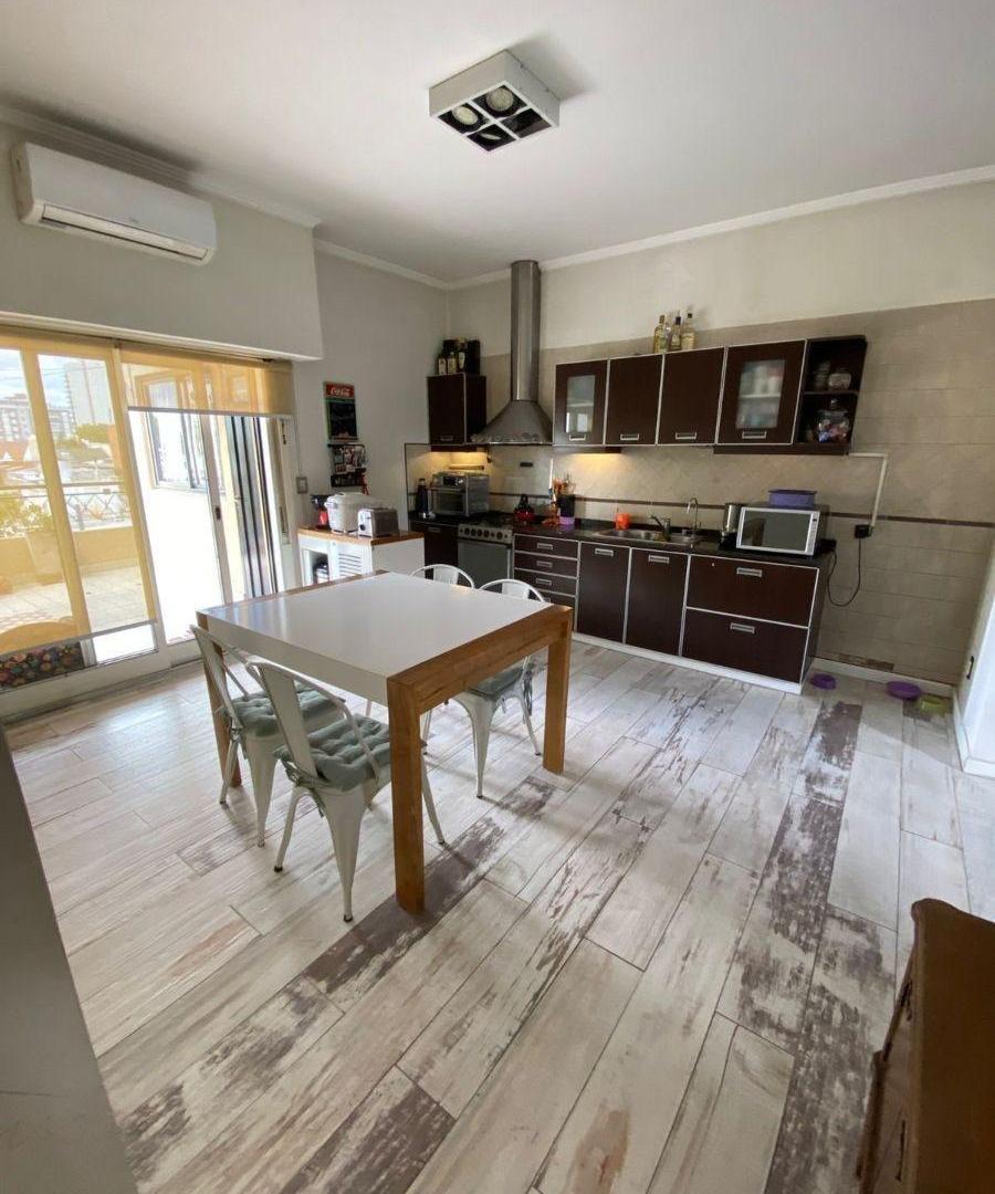 Foto de Hermoso PH 3 Ambientes en Planta Alta con Amplio Balcón/terraza, en, imagen 5