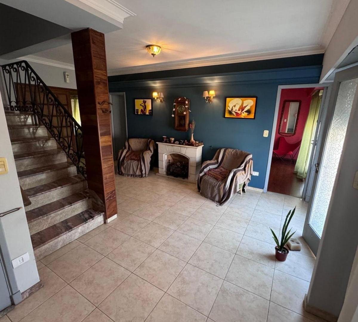 Foto de Espléndido Depto Tipo Casa 5 Amb, en Excelente Ubicación, a m de Av, imagen 1
