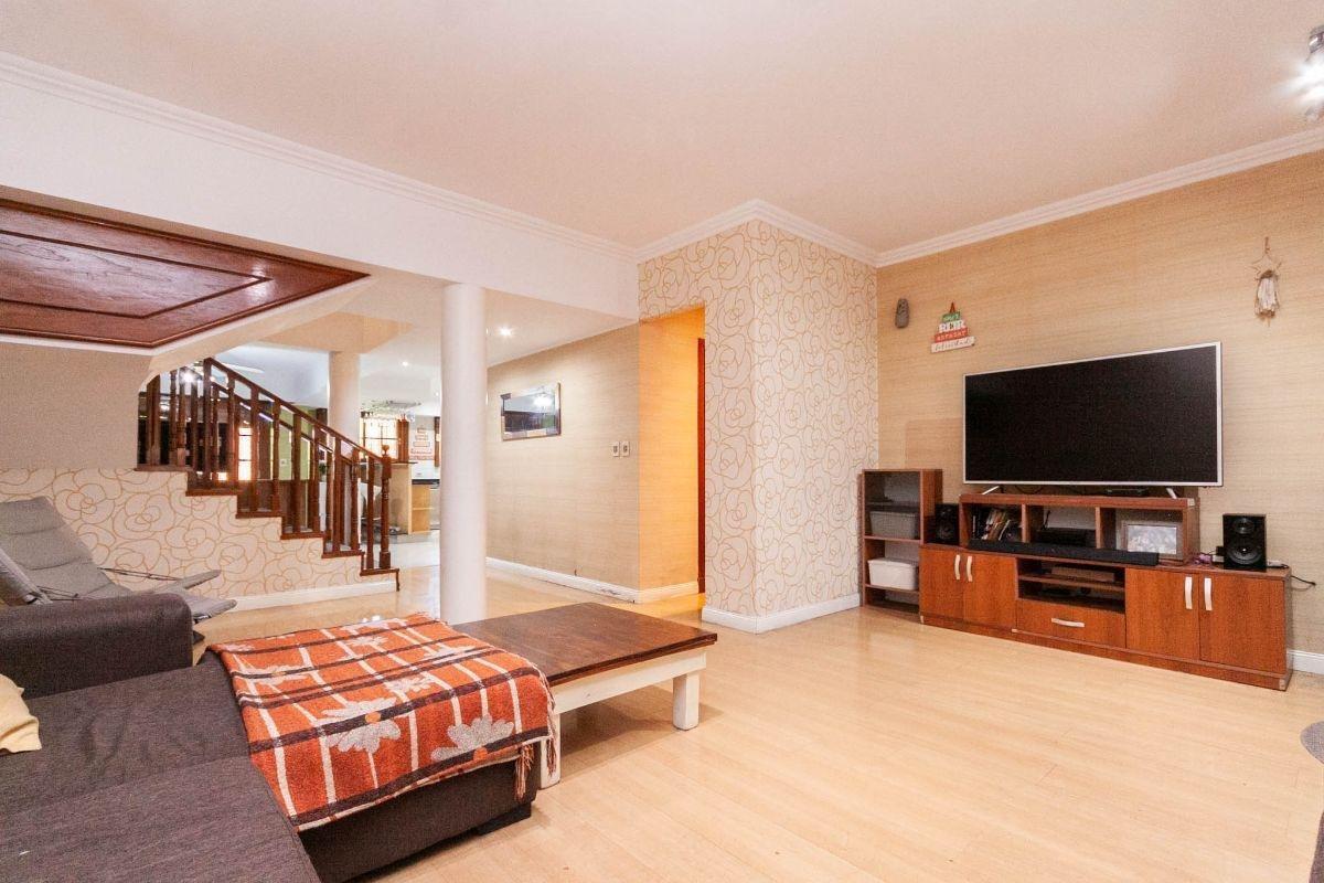 Foto de Imponente Chalet 6 Ambientes en Impecable Estado, Ubicado en Pleno, imagen 1