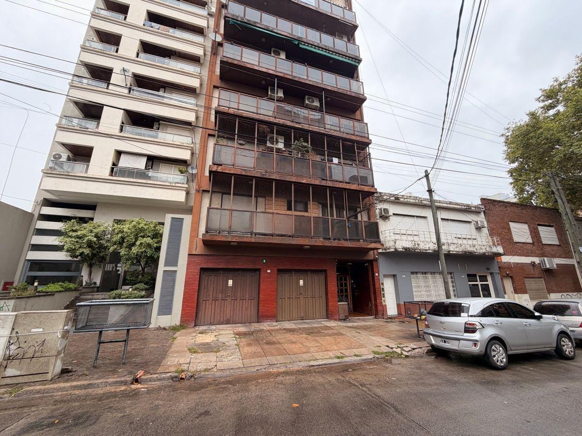 Foto de Departamento 2 Ambientes en Centro de Lanus Este, a Reciclar en, imagen 1