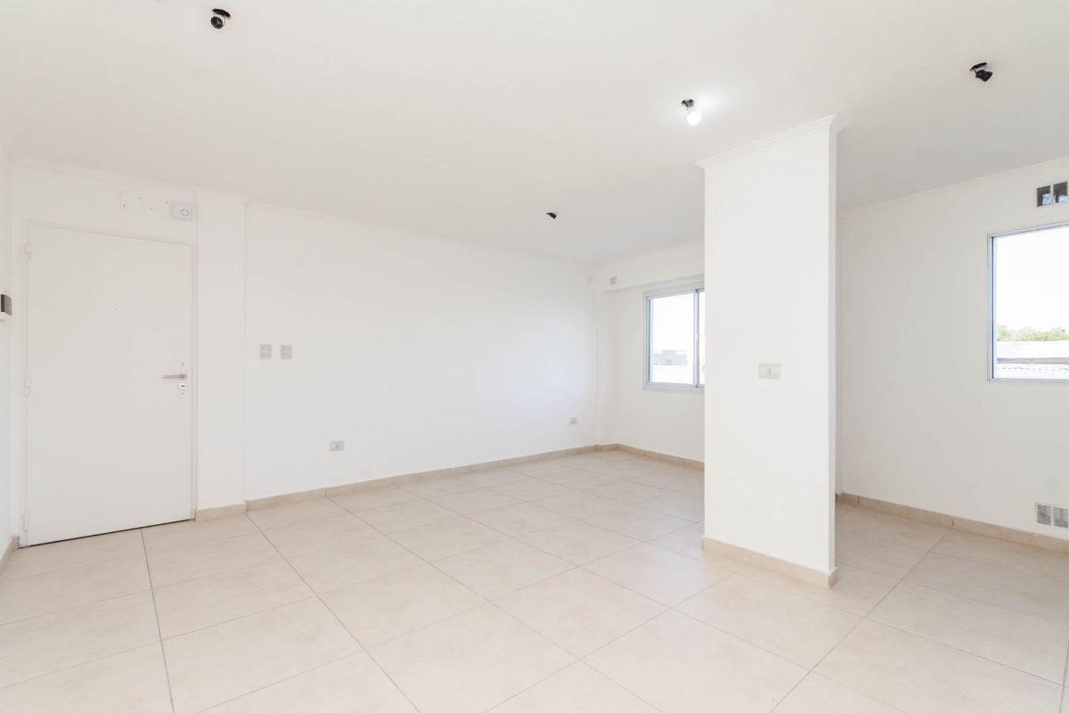 Foto de Departamento 2 Amb a Estrenar en 2do Piso por Escalera, en Excelente, imagen 3