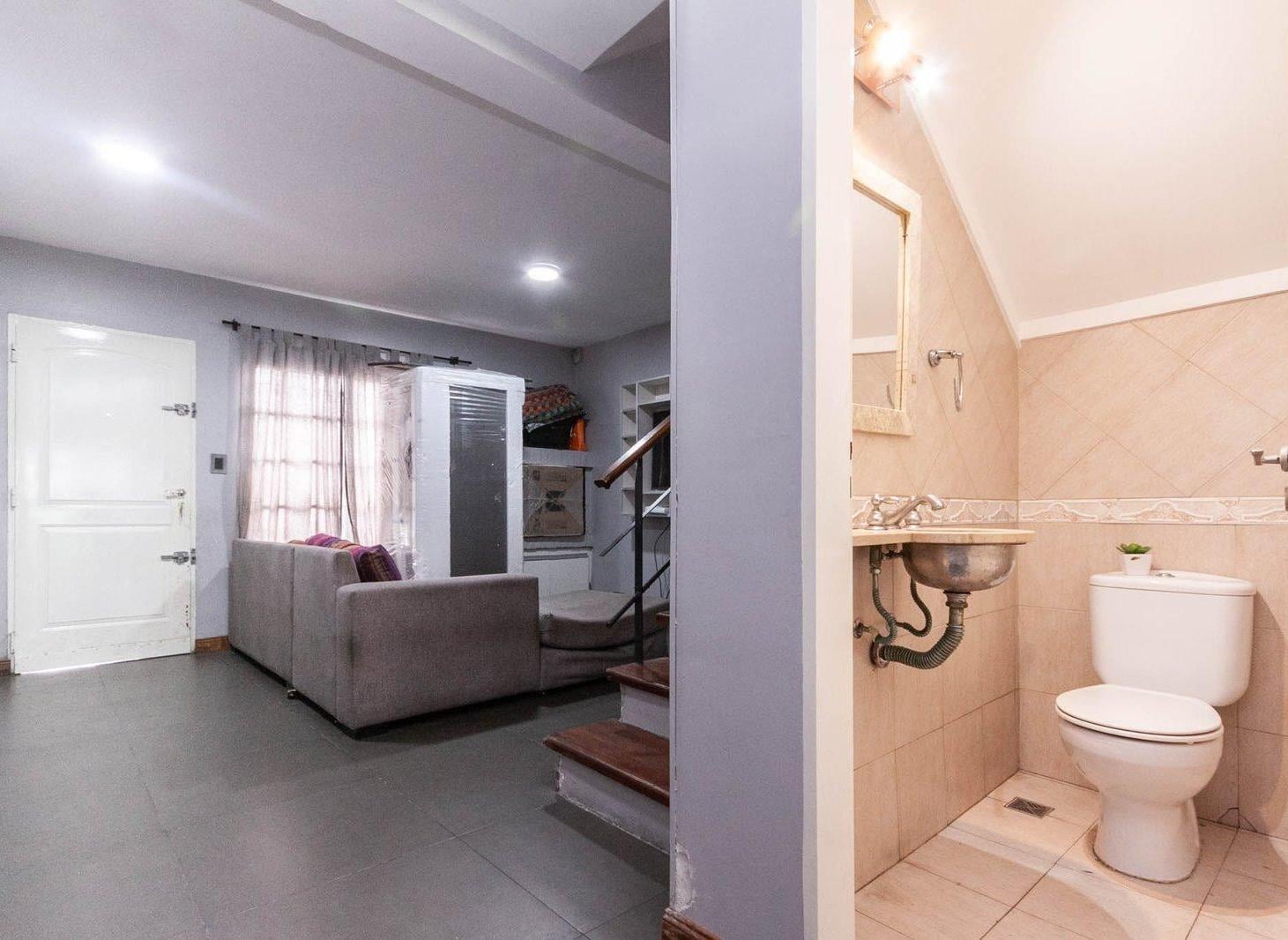 Foto de Triplex 4 Ambientes con Garage y Patio, en excelente estado y ubicación, imagen 4
