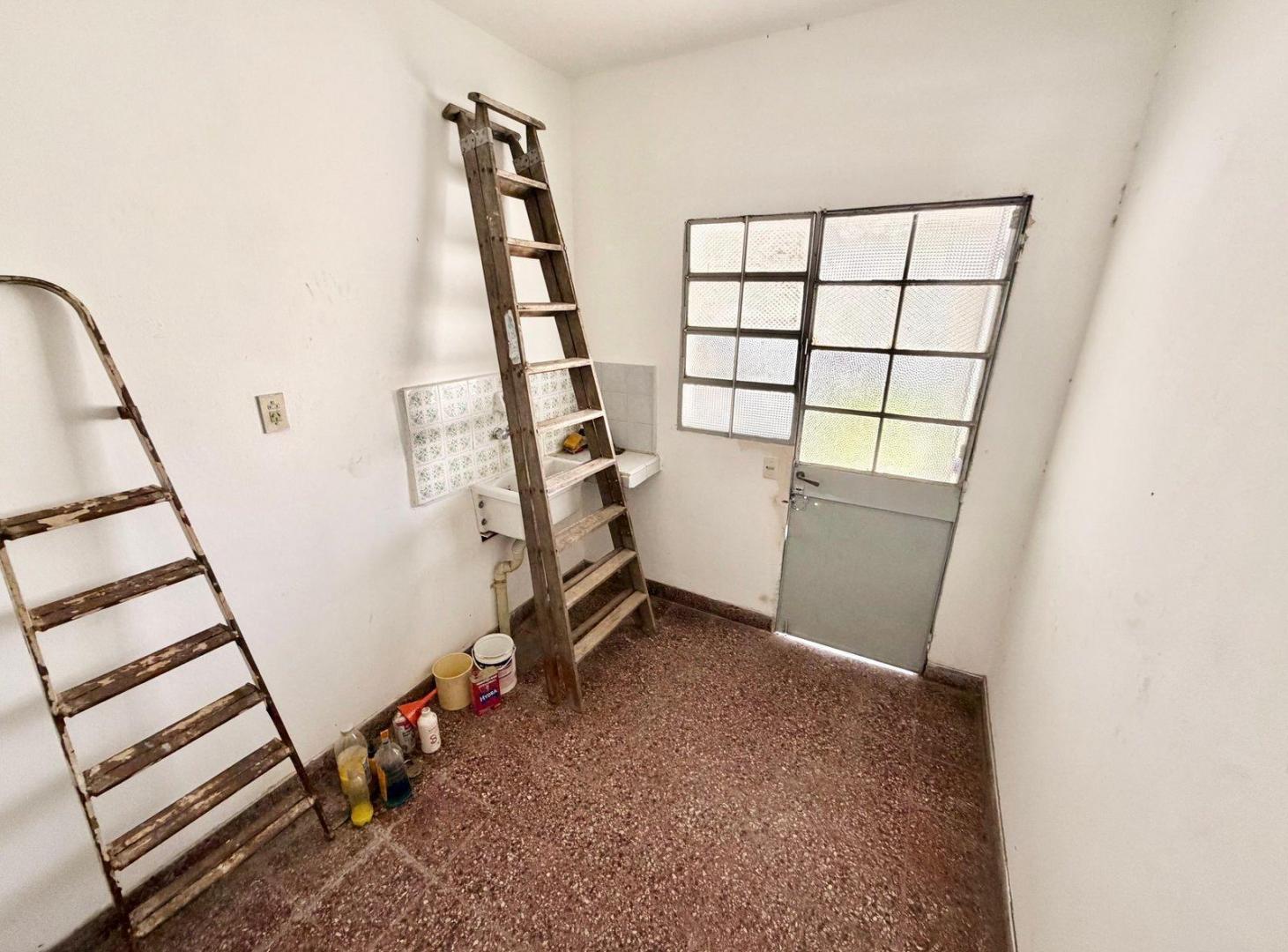 Foto de Excelente casa 2 ambientes con jardin y parrilla, imagen 4