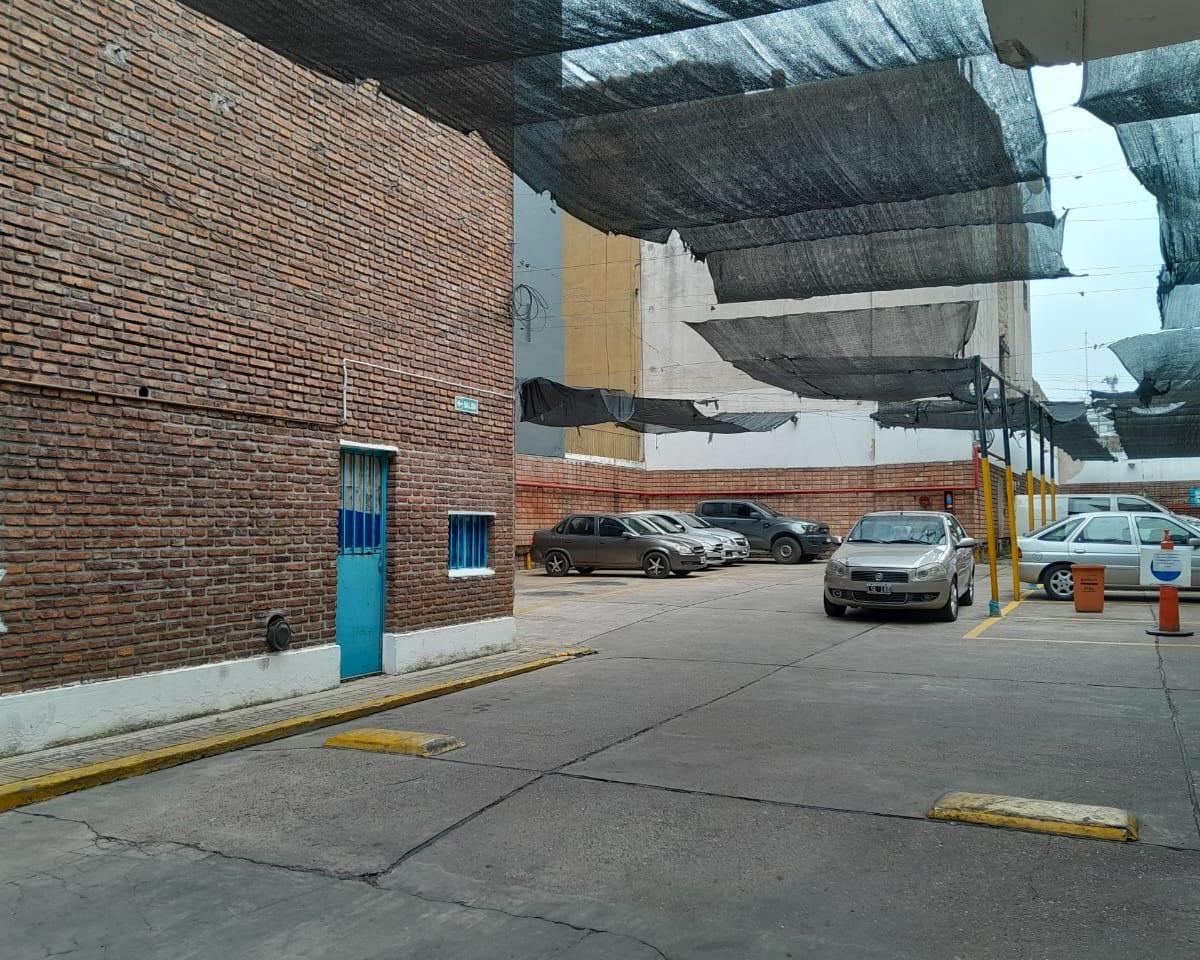 Venta Terreno, Triple Frente Canje Venezuela Entre Perú y Chacabuco.1318 m 4