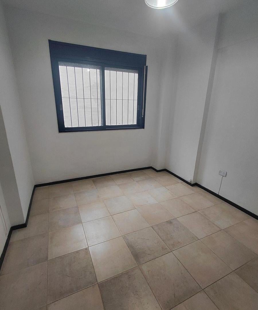 Foto de Departamento de 2 ambientes con 1 dormitorio en venta en Balvanera, imagen 1